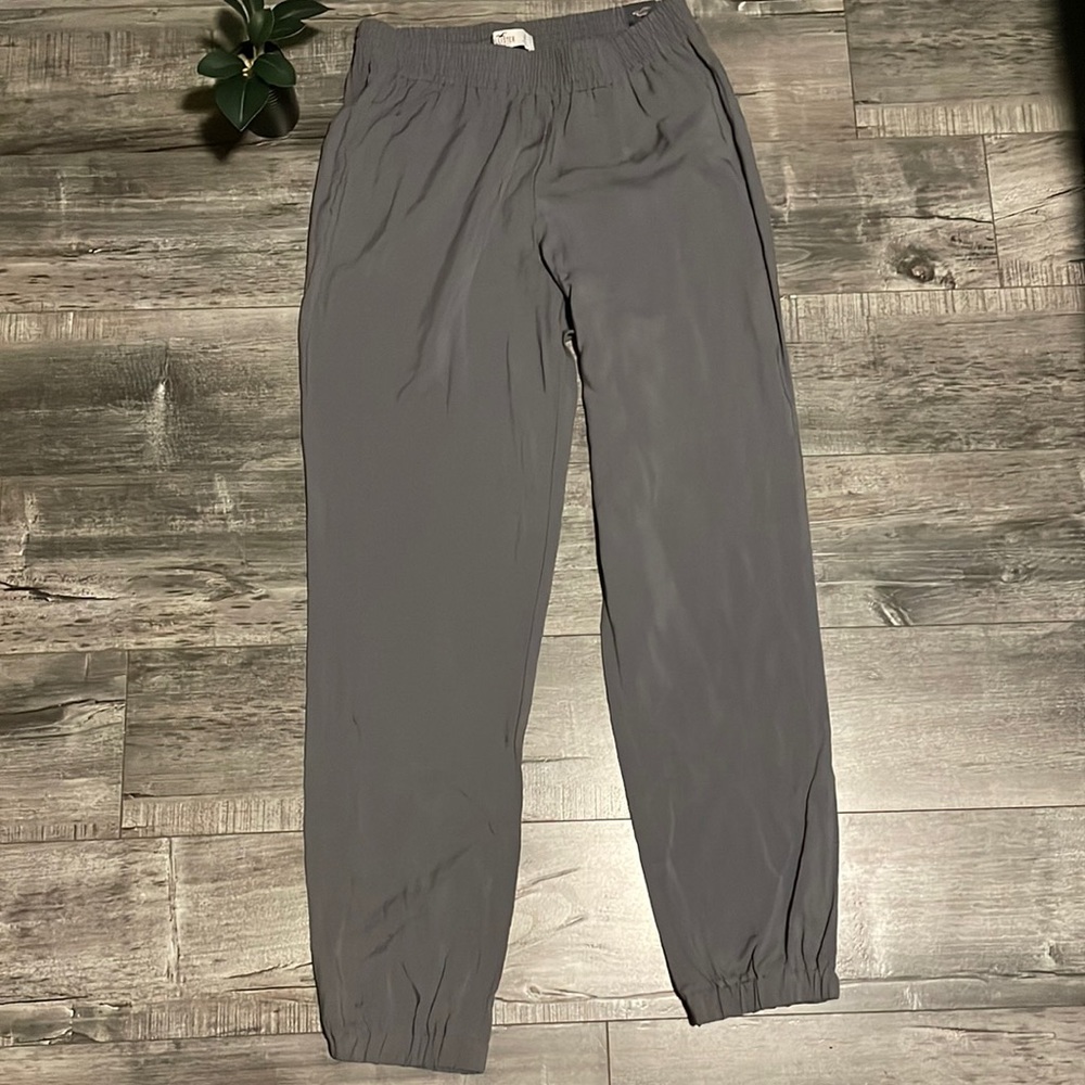 NWT Hollister Gray Jogger Pants- Size Med